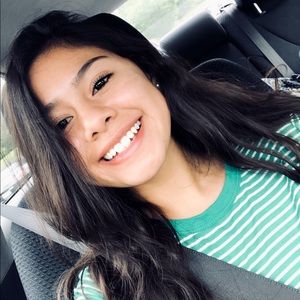 Meet your Posher, Sandy